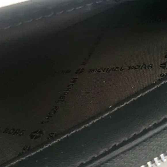 Michael Kors Jet Set Travel Crossbody Wallet Bag MK Logo Ombré NWT FREE SHIPPING - Picture 9 of 16